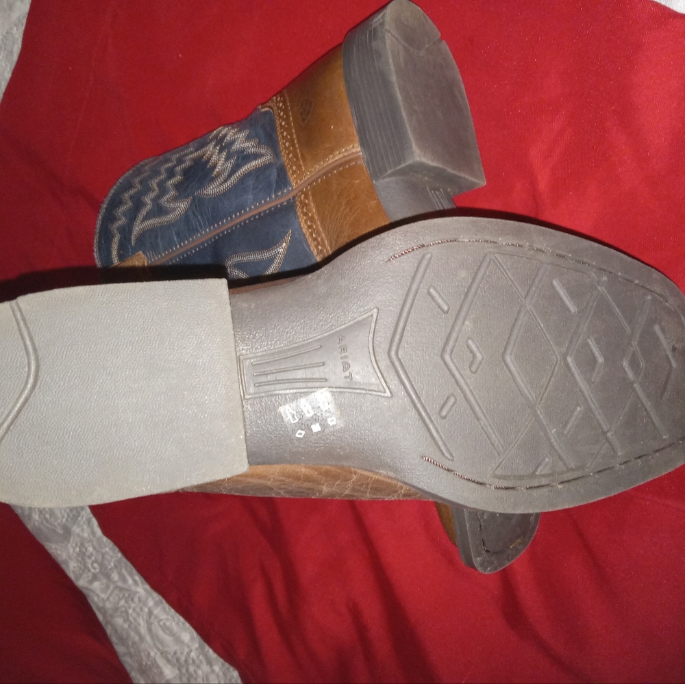 ARIAT boots